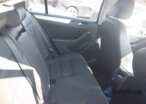 2011 Volkswagen Jetta 2.0L Tdi from USA, damaged, VIN 3VWLL7AJ0BM071815